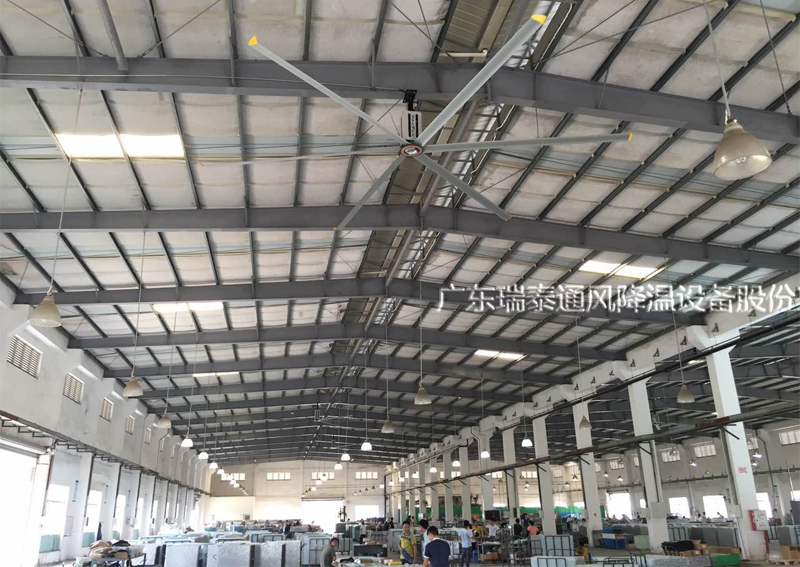 瑞泰風(fēng)工廠車間用大型工業(yè)吊扇，大型廠房應(yīng)用案例