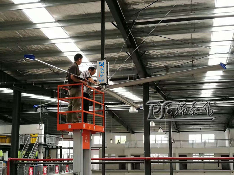 高大上的瑞泰風(fēng)商業(yè)用工業(yè)風(fēng)扇圖片，引來(lái)眾多愛(ài)慕者